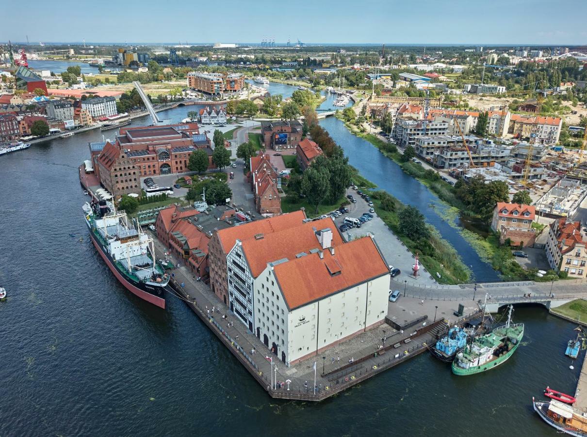 Centrally Located Island Apartment Гданьск Экстерьер фото